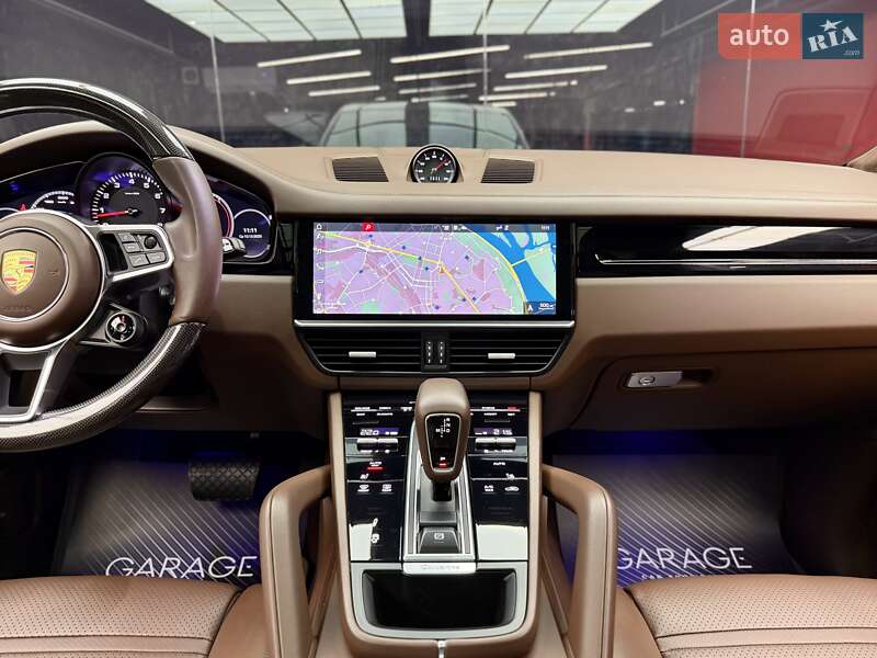 Внедорожник / Кроссовер Porsche Cayenne 2019 в Киеве фото 35 Внедорожник / Кроссовер Porsche Cayenne 2019 в Киеве