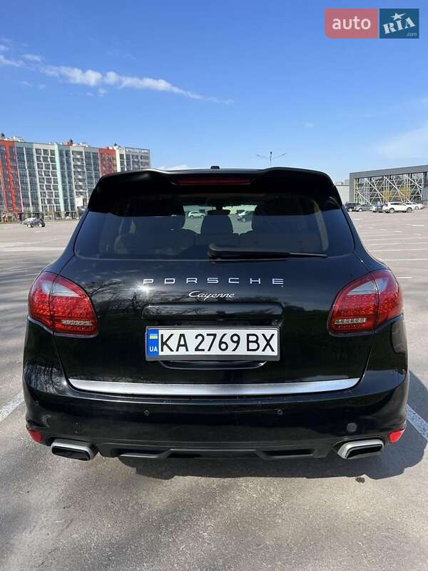 Внедорожник / Кроссовер Porsche Cayenne 2014 в Вишневом фото 7 Внедорожник / Кроссовер Porsche Cayenne 2014 в Вишневом