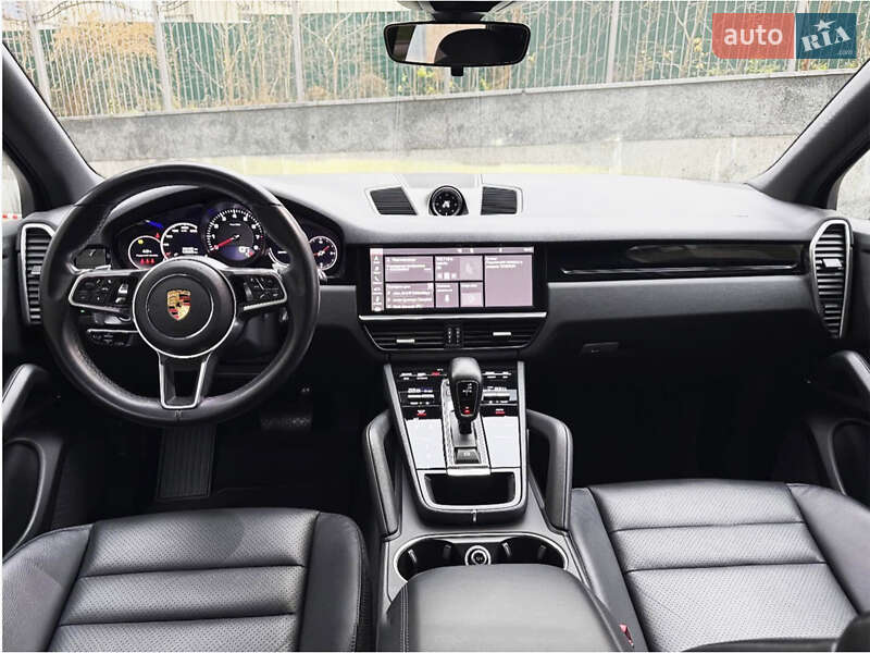 Внедорожник / Кроссовер Porsche Cayenne 2020 в Киеве фото 8 Внедорожник / Кроссовер Porsche Cayenne 2020 в Киеве