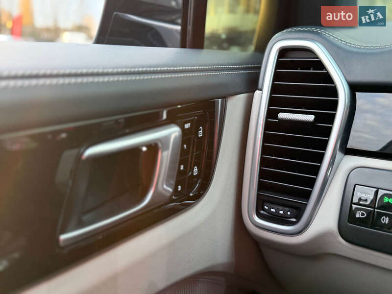 Внедорожник / Кроссовер Porsche Cayenne 2019 в Житомире фото 18 Внедорожник / Кроссовер Porsche Cayenne 2019 в Житомире