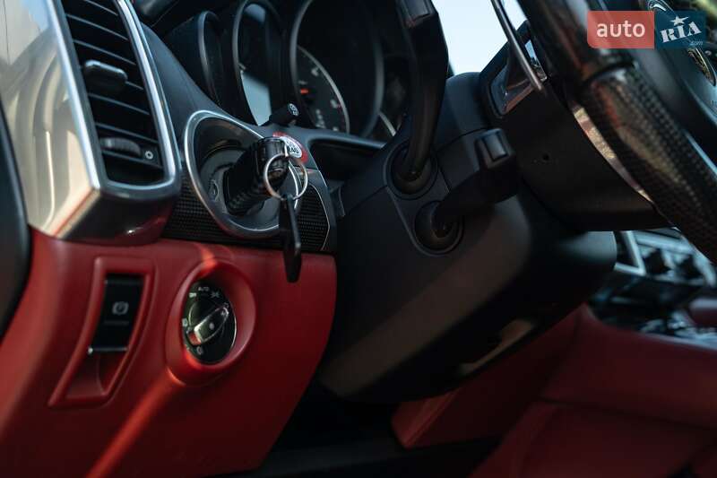 Внедорожник / Кроссовер Porsche Cayenne 2015 в Черновцах фото 21 Внедорожник / Кроссовер Porsche Cayenne 2015 в Черновцах