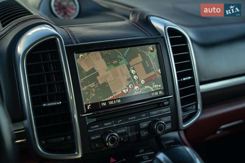 Внедорожник / Кроссовер Porsche Cayenne 2015 в Черновцах фото 30 Внедорожник / Кроссовер Porsche Cayenne 2015 в Черновцах