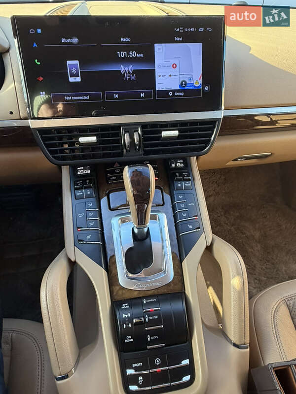 Внедорожник / Кроссовер Porsche Cayenne 2013 в Киеве