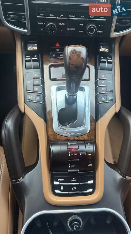 Внедорожник / Кроссовер Porsche Cayenne 2011 в Харькове фото 11 Внедорожник / Кроссовер Porsche Cayenne 2011 в Харькове