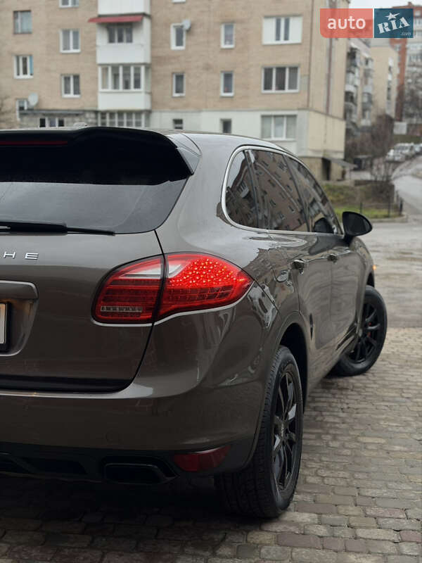 Внедорожник / Кроссовер Porsche Cayenne 2013 в Тернополе фото 18 Внедорожник / Кроссовер Porsche Cayenne 2013 в Тернополе