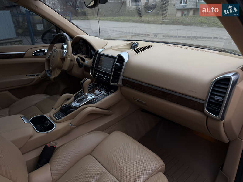Внедорожник / Кроссовер Porsche Cayenne 2013 в Тернополе фото 49 Внедорожник / Кроссовер Porsche Cayenne 2013 в Тернополе