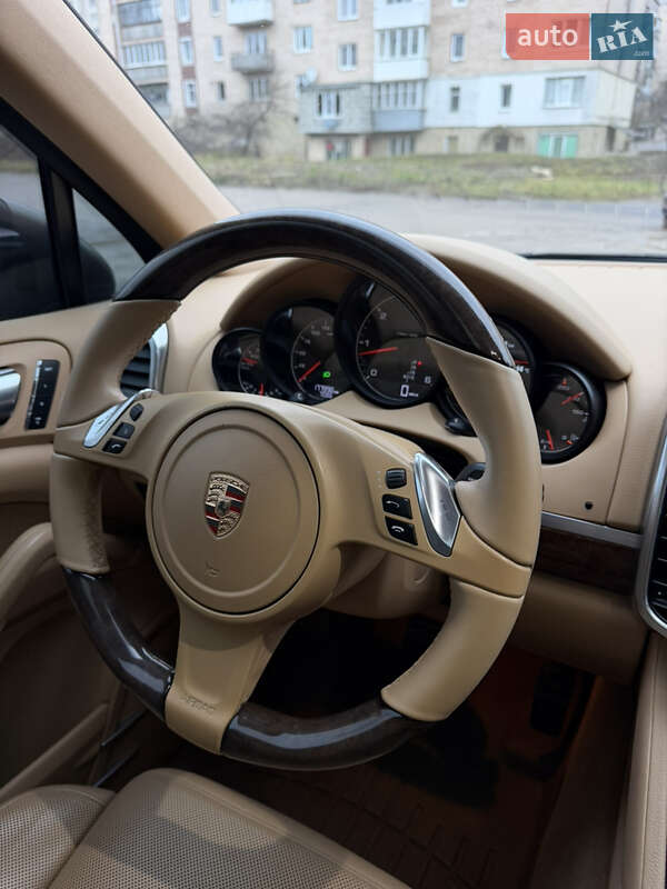 Внедорожник / Кроссовер Porsche Cayenne 2013 в Тернополе фото 63 Внедорожник / Кроссовер Porsche Cayenne 2013 в Тернополе