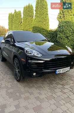 Позашляховик / Кросовер Porsche Cayenne 2016 в Вінниці