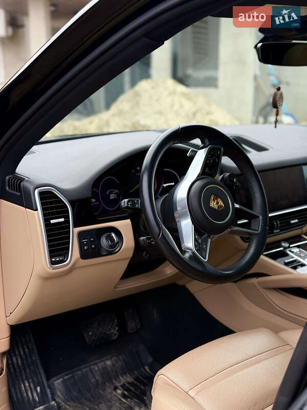 Внедорожник / Кроссовер Porsche Cayenne 2022 в Коломые