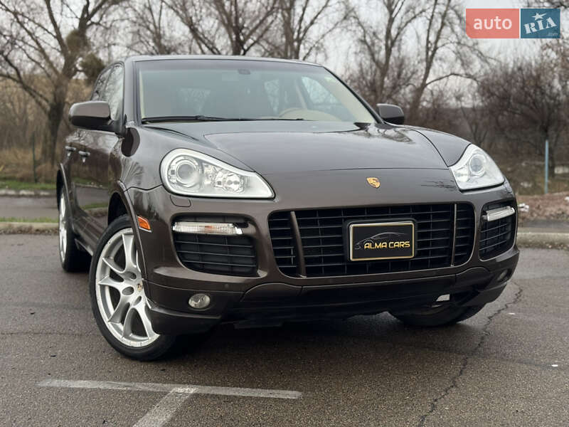 Внедорожник / Кроссовер Porsche Cayenne 2010 в Киеве фото 4 Внедорожник / Кроссовер Porsche Cayenne 2010 в Киеве