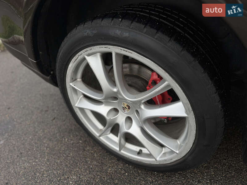 Внедорожник / Кроссовер Porsche Cayenne 2010 в Киеве фото 13 Внедорожник / Кроссовер Porsche Cayenne 2010 в Киеве