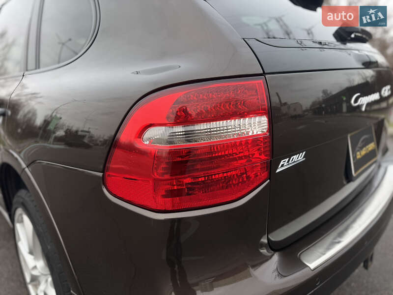 Внедорожник / Кроссовер Porsche Cayenne 2010 в Киеве фото 22 Внедорожник / Кроссовер Porsche Cayenne 2010 в Киеве