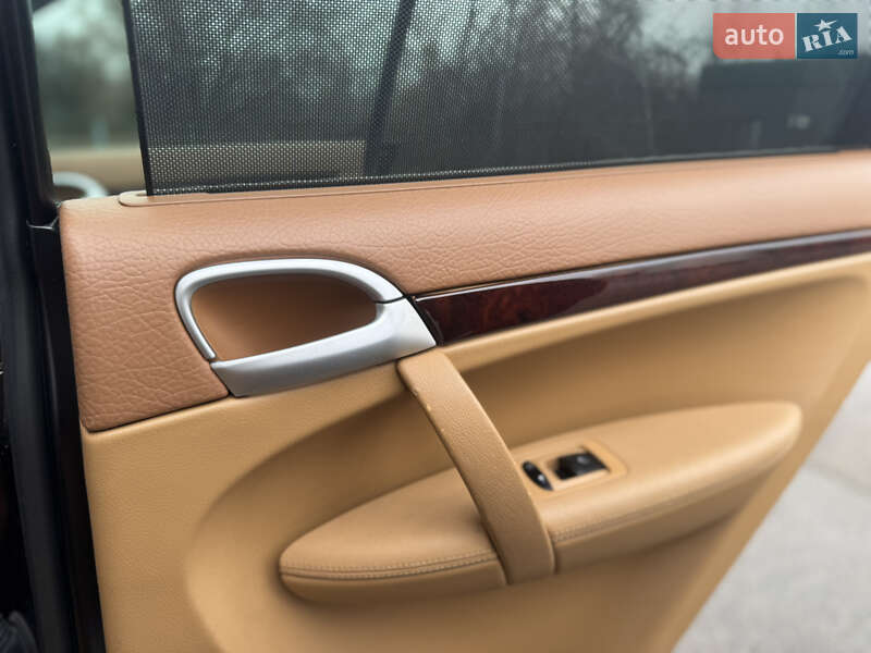 Внедорожник / Кроссовер Porsche Cayenne 2010 в Киеве фото 60 Внедорожник / Кроссовер Porsche Cayenne 2010 в Киеве