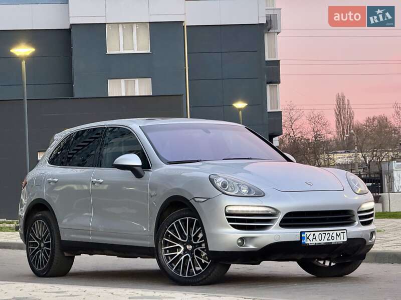 Внедорожник / Кроссовер Porsche Cayenne 2013 в Одессе