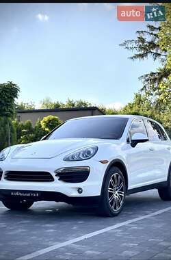 Внедорожник / Кроссовер Porsche Cayenne 2011 в Ужгороде