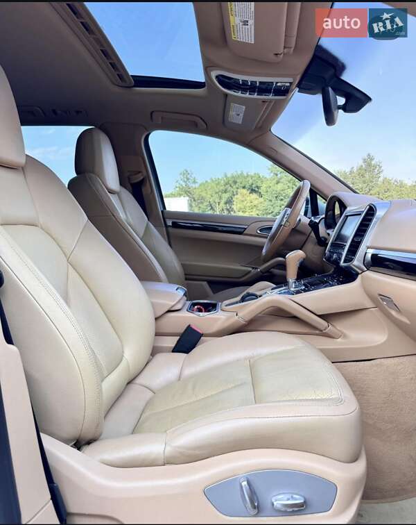 Внедорожник / Кроссовер Porsche Cayenne 2011 в Ужгороде фото 7 Внедорожник / Кроссовер Porsche Cayenne 2011 в Ужгороде