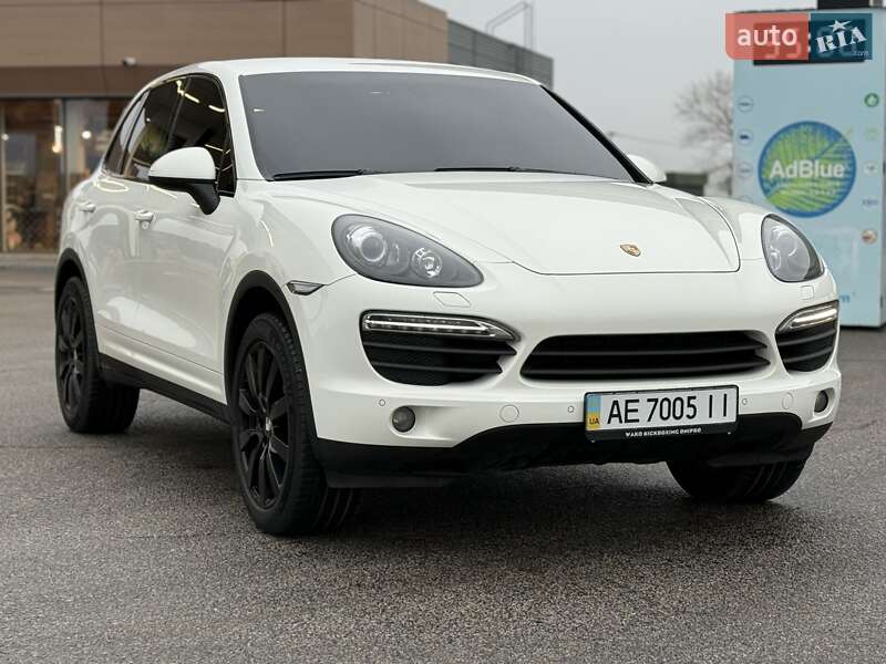 Внедорожник / Кроссовер Porsche Cayenne 2011 в Днепре