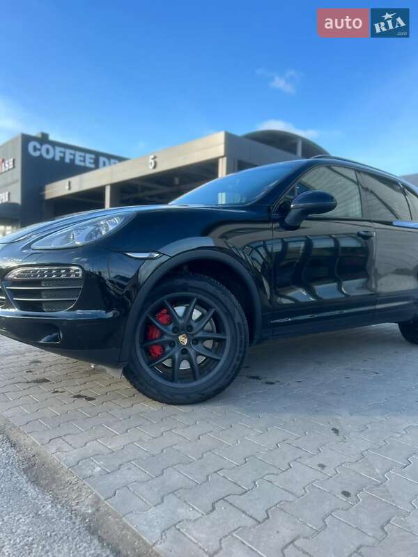 Внедорожник / Кроссовер Porsche Cayenne 2012 в Киеве фото 2 Внедорожник / Кроссовер Porsche Cayenne 2012 в Киеве