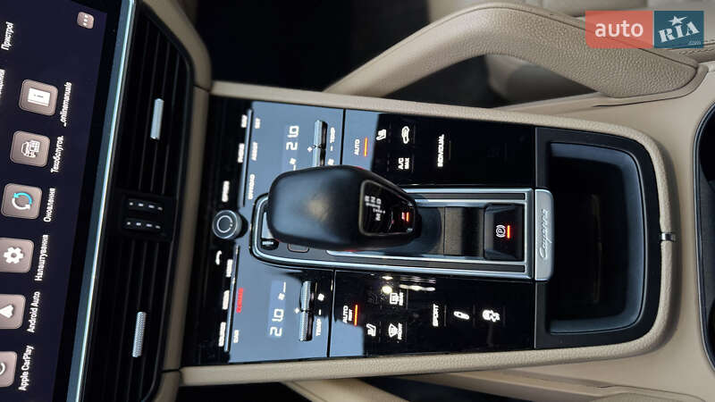 Внедорожник / Кроссовер Porsche Cayenne 2022 в Полтаве