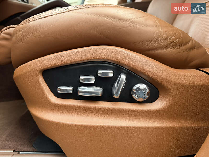 Внедорожник / Кроссовер Porsche Cayenne 2018 в Киеве фото 20 Внедорожник / Кроссовер Porsche Cayenne 2018 в Киеве