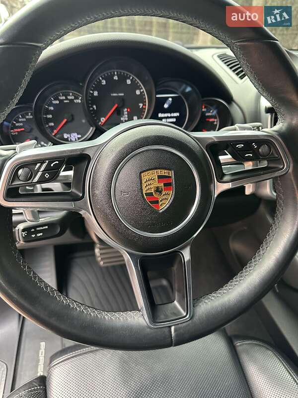 Внедорожник / Кроссовер Porsche Cayenne 2017 в Стрые фото 45 Внедорожник / Кроссовер Porsche Cayenne 2017 в Стрые