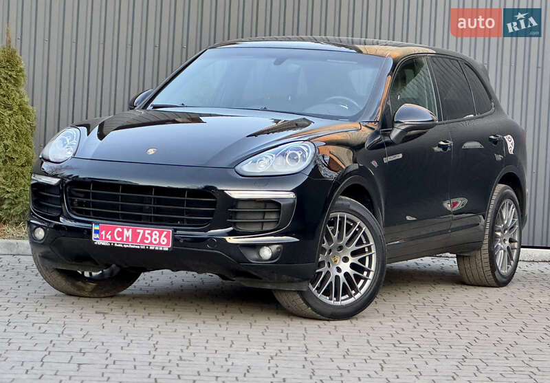 Внедорожник / Кроссовер Porsche Cayenne 2017 в Львове