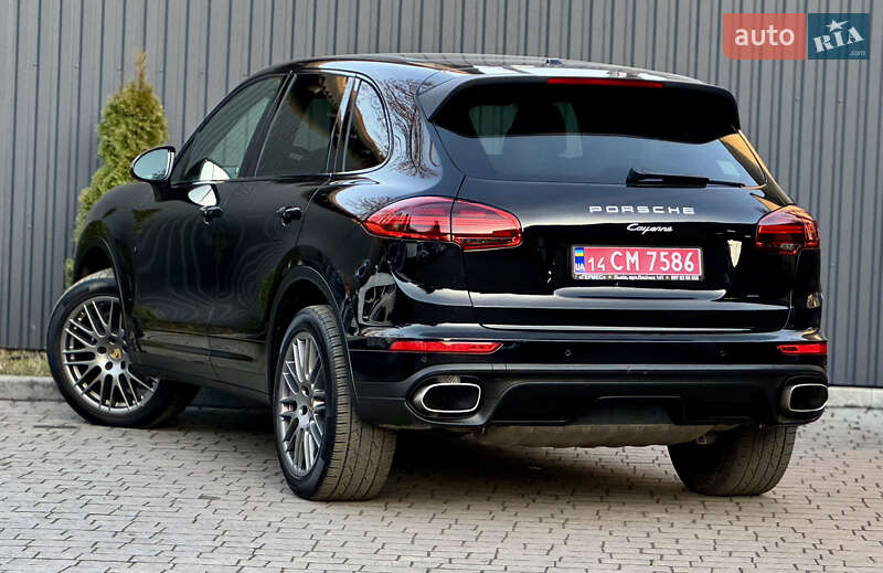 Внедорожник / Кроссовер Porsche Cayenne 2017 в Львове