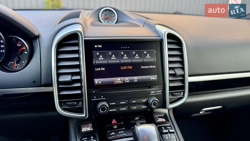 Внедорожник / Кроссовер Porsche Cayenne 2017 в Львове