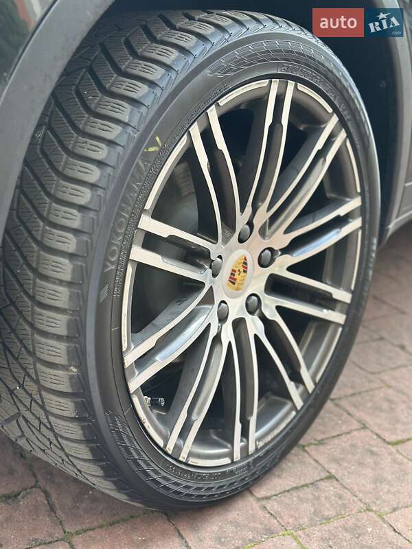 Внедорожник / Кроссовер Porsche Cayenne 2017 в Стрые фото 119 Внедорожник / Кроссовер Porsche Cayenne 2017 в Стрые