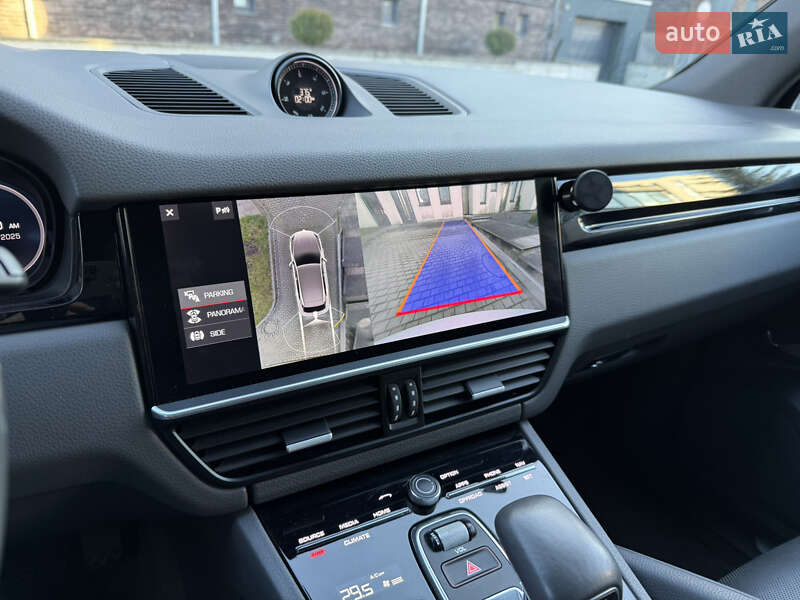 Внедорожник / Кроссовер Porsche Cayenne 2019 в Львове