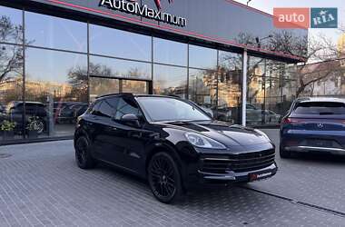 Позашляховик / Кросовер Porsche Cayenne 2017 в Одесі
