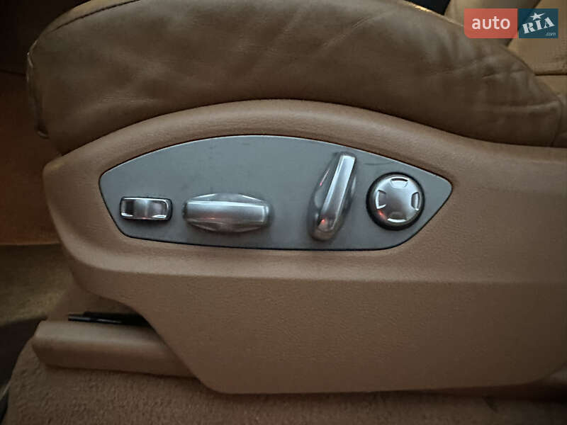 Внедорожник / Кроссовер Porsche Cayenne 2011 в Киеве фото 14 Внедорожник / Кроссовер Porsche Cayenne 2011 в Киеве