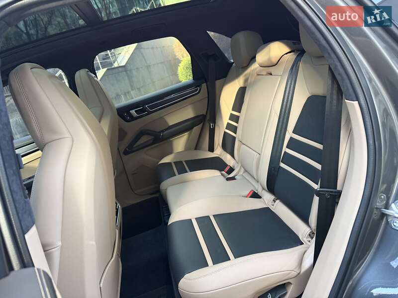Внедорожник / Кроссовер Porsche Cayenne 2022 в Киеве фото 24 Внедорожник / Кроссовер Porsche Cayenne 2022 в Киеве