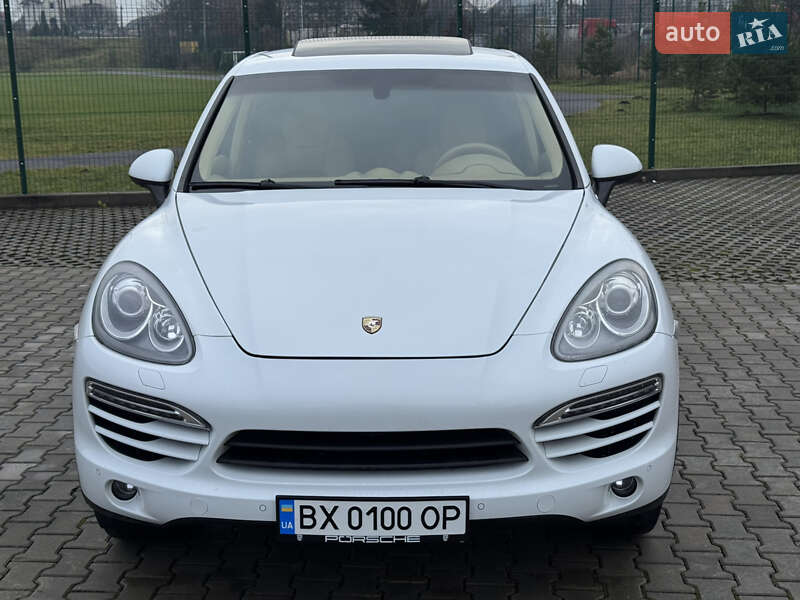 Внедорожник / Кроссовер Porsche Cayenne 2013 в Ивано-Франковске