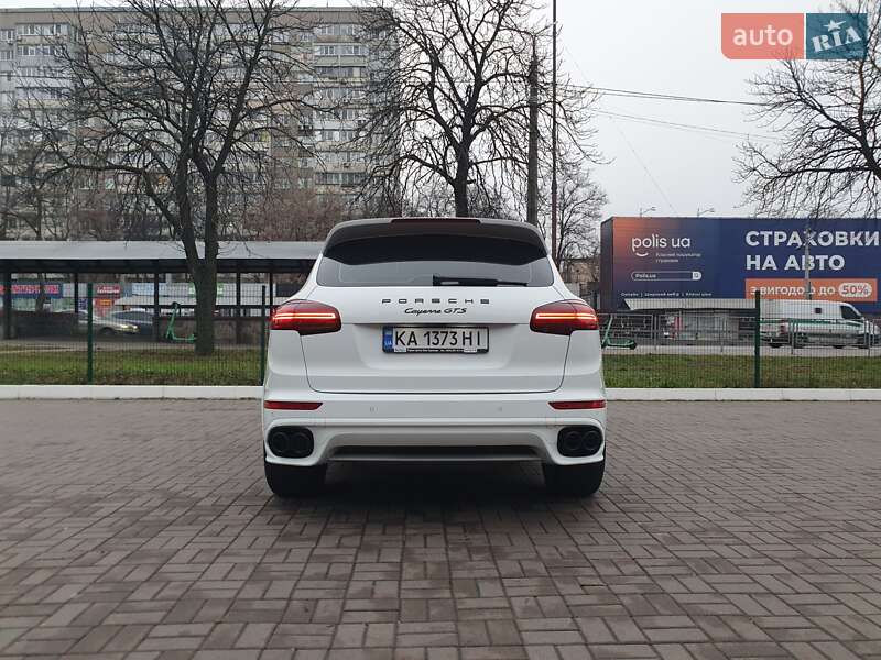 Внедорожник / Кроссовер Porsche Cayenne 2015 в Киеве фото 6 Внедорожник / Кроссовер Porsche Cayenne 2015 в Киеве