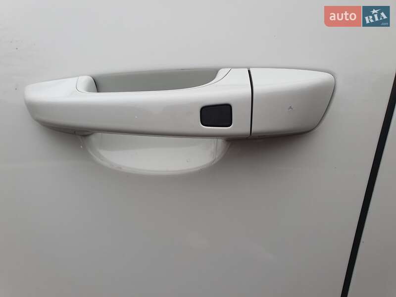 Внедорожник / Кроссовер Porsche Cayenne 2015 в Киеве фото 18 Внедорожник / Кроссовер Porsche Cayenne 2015 в Киеве