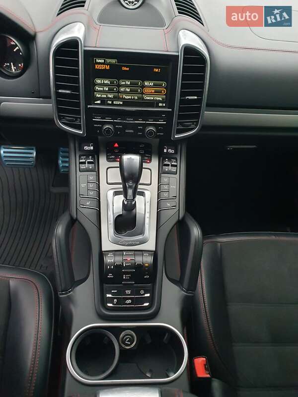 Внедорожник / Кроссовер Porsche Cayenne 2015 в Киеве фото 42 Внедорожник / Кроссовер Porsche Cayenne 2015 в Киеве