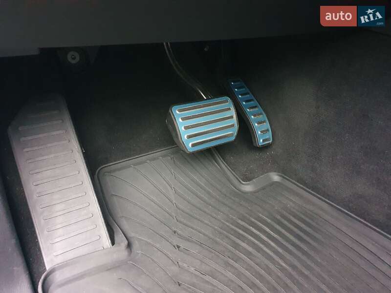 Внедорожник / Кроссовер Porsche Cayenne 2015 в Киеве фото 56 Внедорожник / Кроссовер Porsche Cayenne 2015 в Киеве