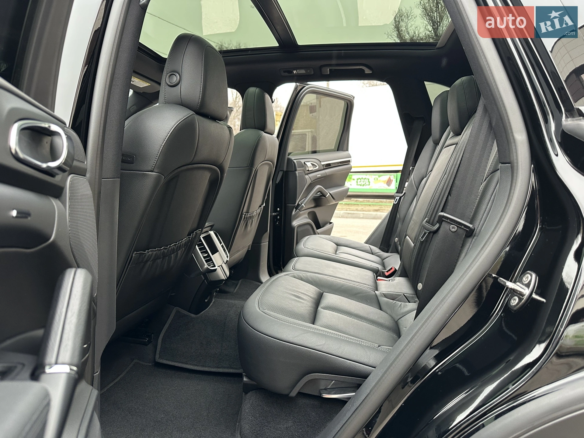 2016 Porsche Cayenne - мініатюра 52