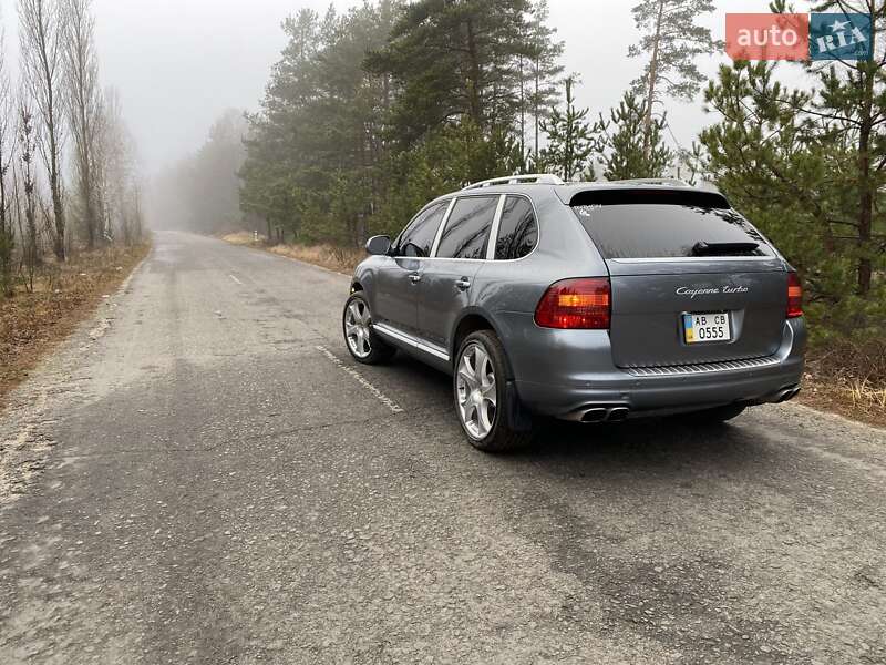Внедорожник / Кроссовер Porsche Cayenne 2005 в Рокитном