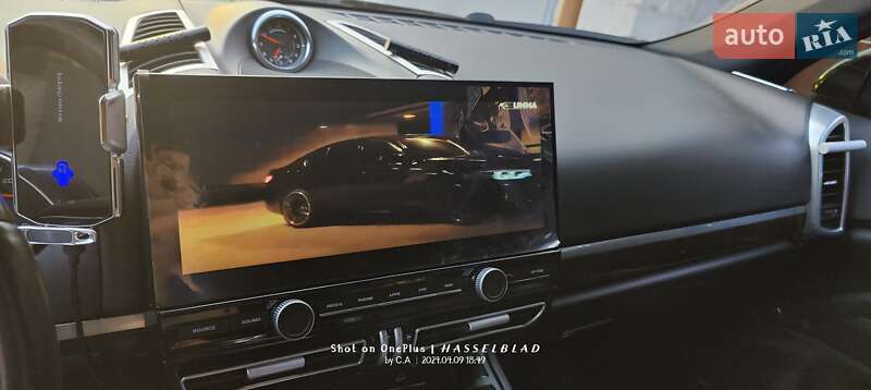 Внедорожник / Кроссовер Porsche Cayenne 2016 в Днепре