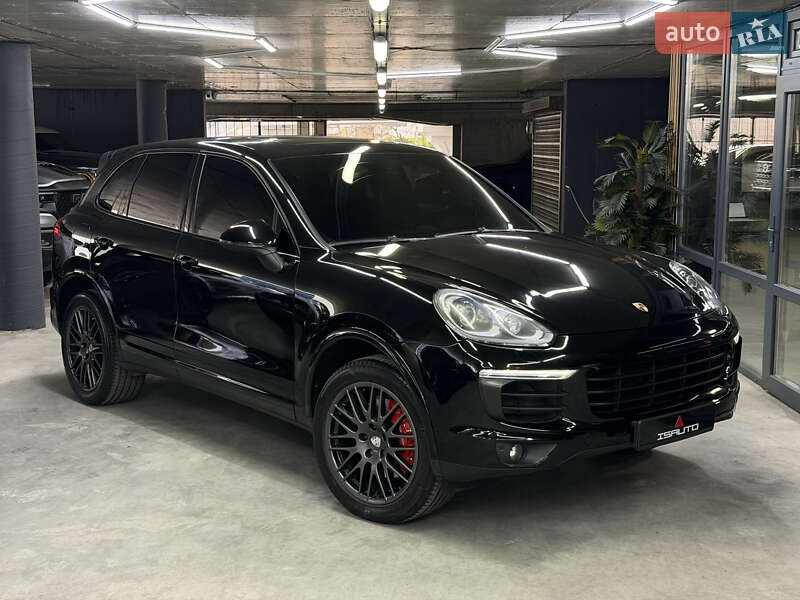 Porsche Cayenne 2016
