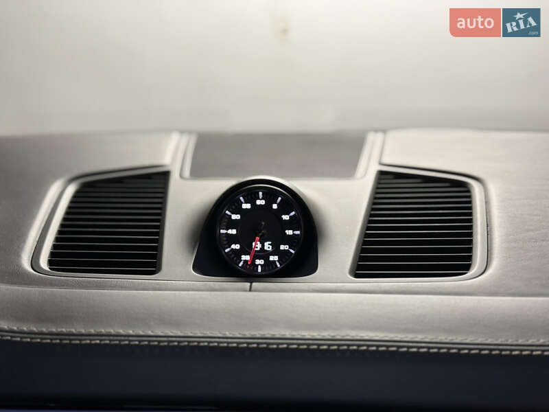 Внедорожник / Кроссовер Porsche Cayenne 2018 в Киеве