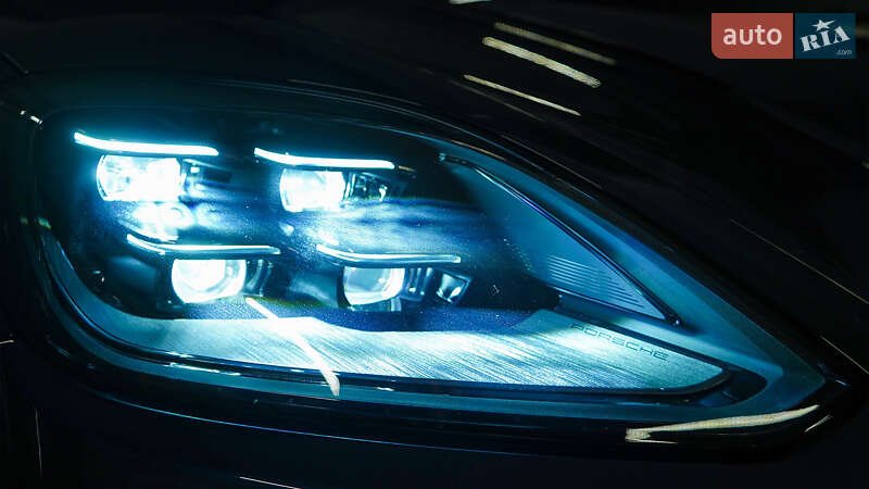 Внедорожник / Кроссовер Porsche Cayenne 2024 в Киеве