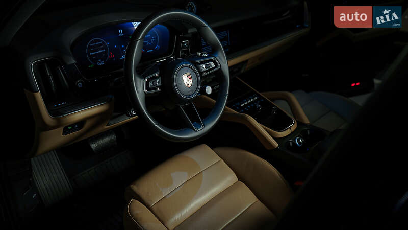 Внедорожник / Кроссовер Porsche Cayenne 2024 в Киеве