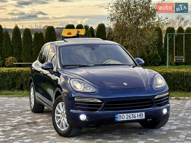 Внедорожник / Кроссовер Porsche Cayenne 2011 в Тернополе
