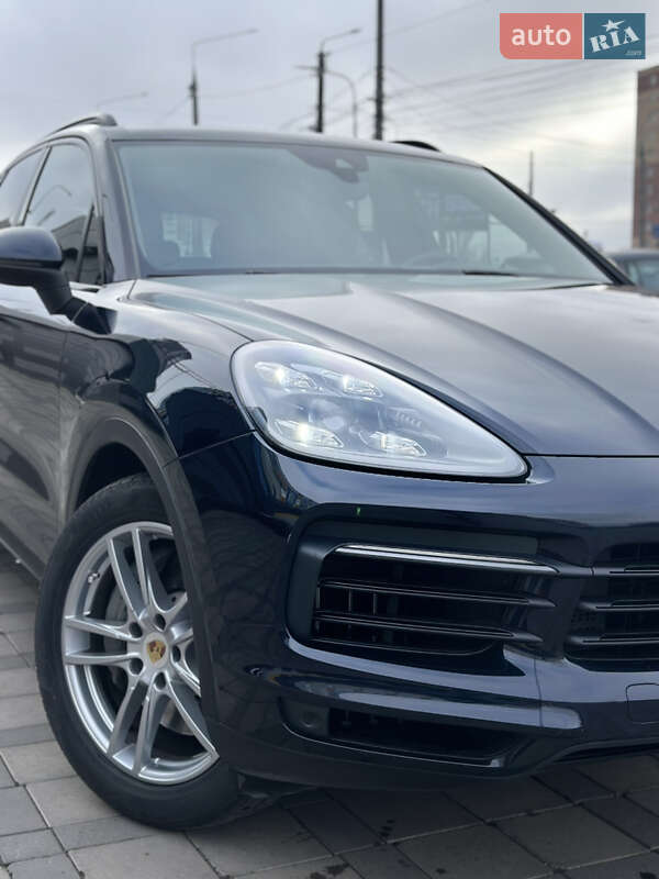 Внедорожник / Кроссовер Porsche Cayenne 2019 в Виннице