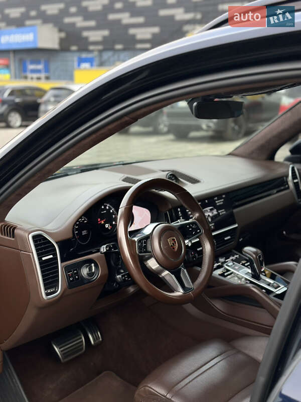 Внедорожник / Кроссовер Porsche Cayenne 2019 в Виннице