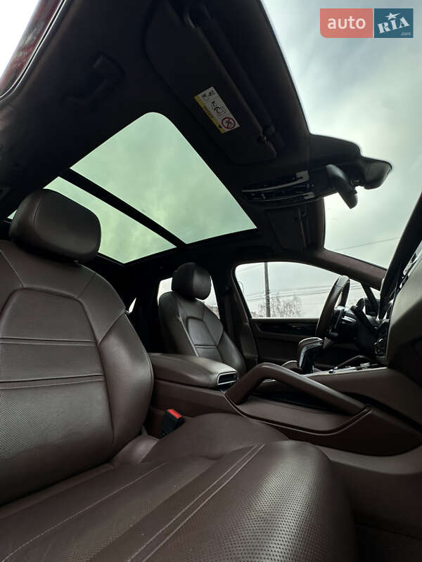 Внедорожник / Кроссовер Porsche Cayenne 2019 в Виннице