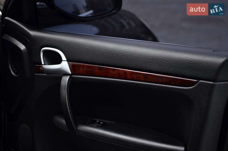 Внедорожник / Кроссовер Porsche Cayenne 2007 в Днепре